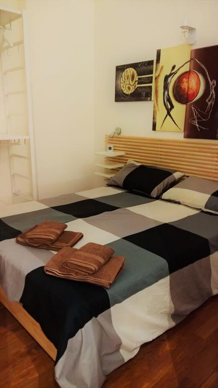 Sacra Famiglia Ausonia Apartment Palermo Luaran gambar