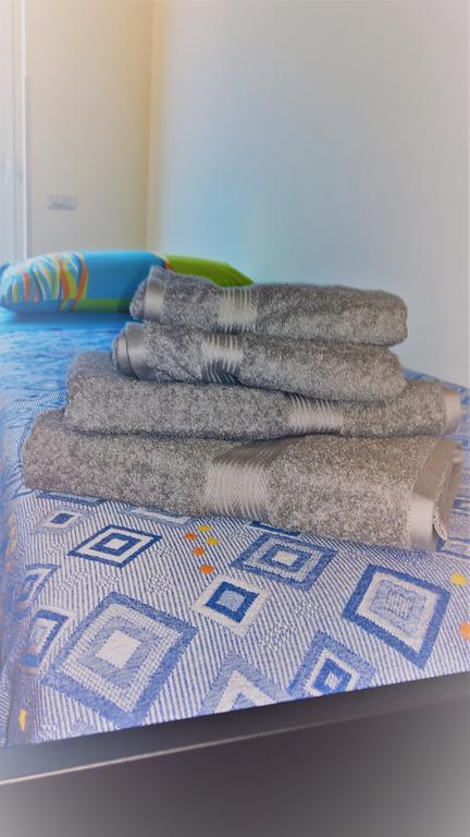 Sacra Famiglia Ausonia Apartment Palermo Luaran gambar
